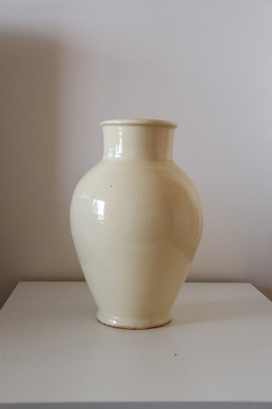 Medium Vase - Ivory Beige