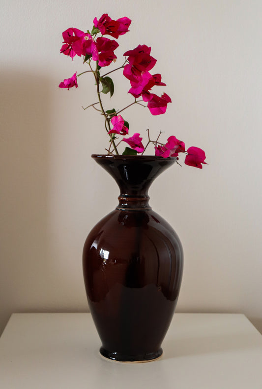 Medium White Clay Vase - Umber Brown