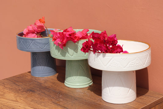 3x Pedestal Bowls